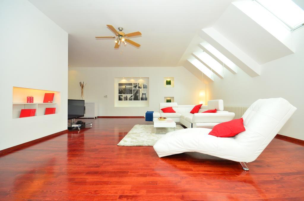 Hi-End Apartment Zagreb Bagian luar foto